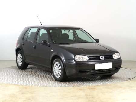 Volkswagen Golf, 2003