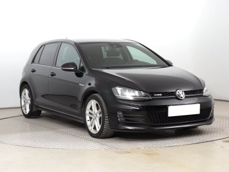 Volkswagen Golf, 2015