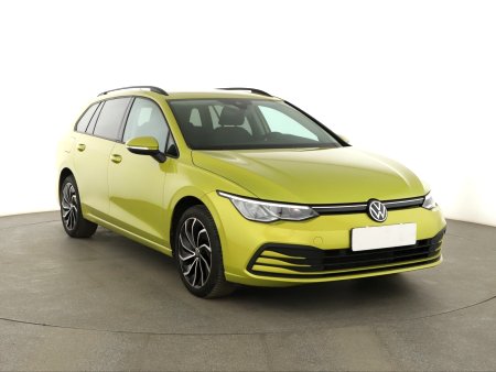 Volkswagen Golf, 2023