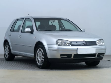 Volkswagen Golf, 2001