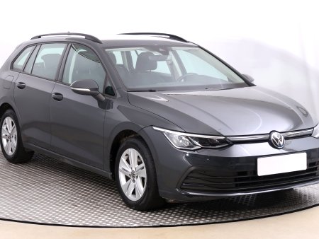 Volkswagen Golf, 2023