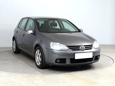 Volkswagen Golf, 2005