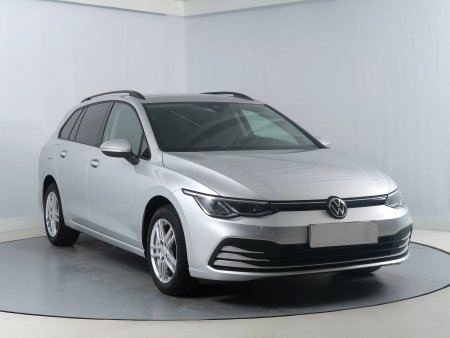 Volkswagen Golf, 2021