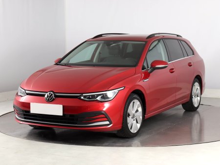 Volkswagen Golf, 2021 - pohled č. 3