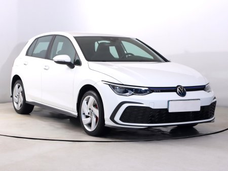 Volkswagen Golf, 2020
