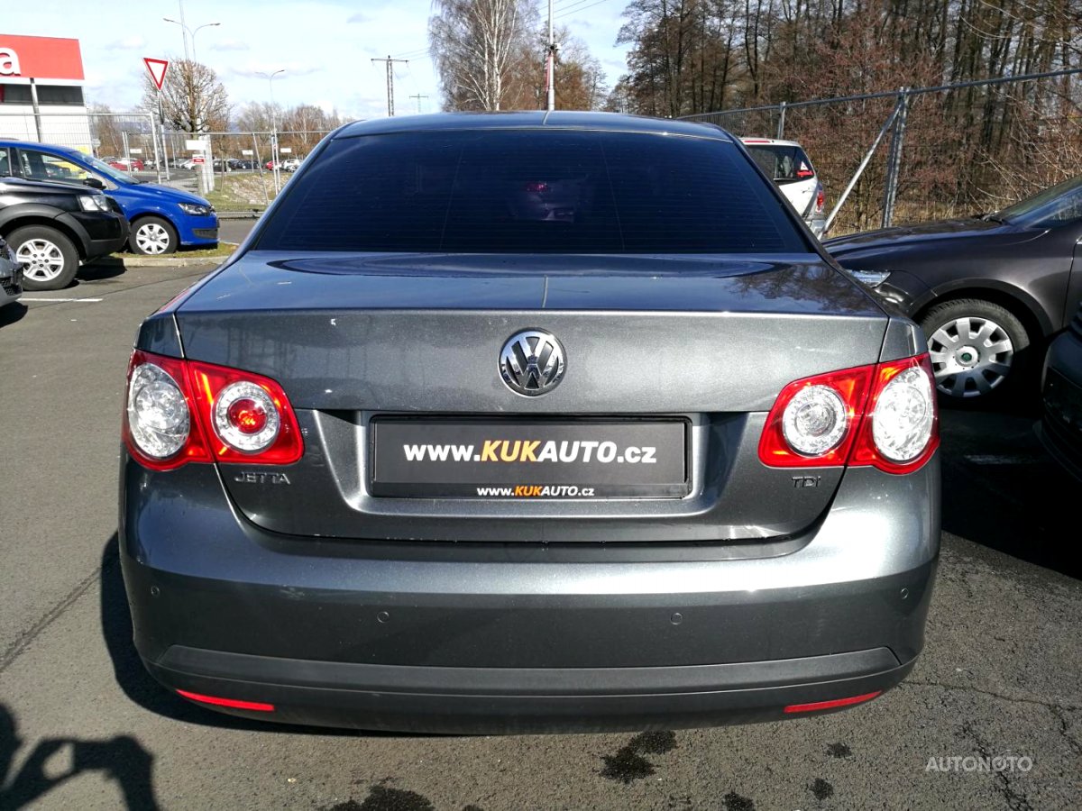 Volkswagen Jetta, 2010 - pohled č. 3