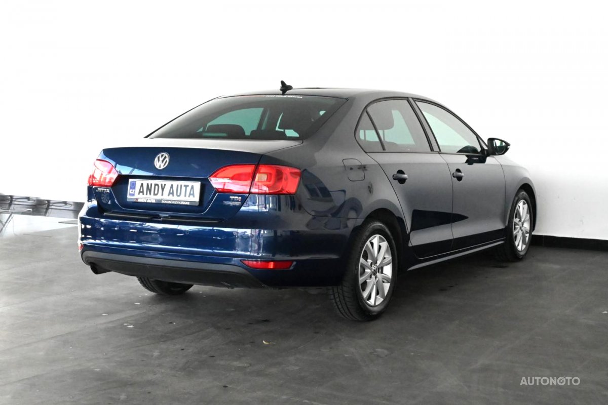 Volkswagen Jetta, 2012 - pohled č. 3