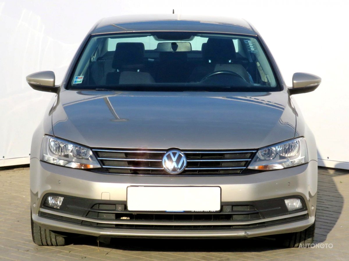 Volkswagen Jetta, 2016 - pohled č. 2