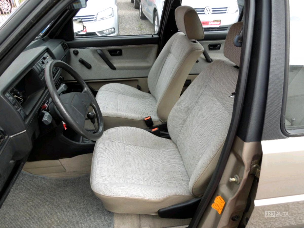 Volkswagen Jetta, 1990 - pohled č. 15