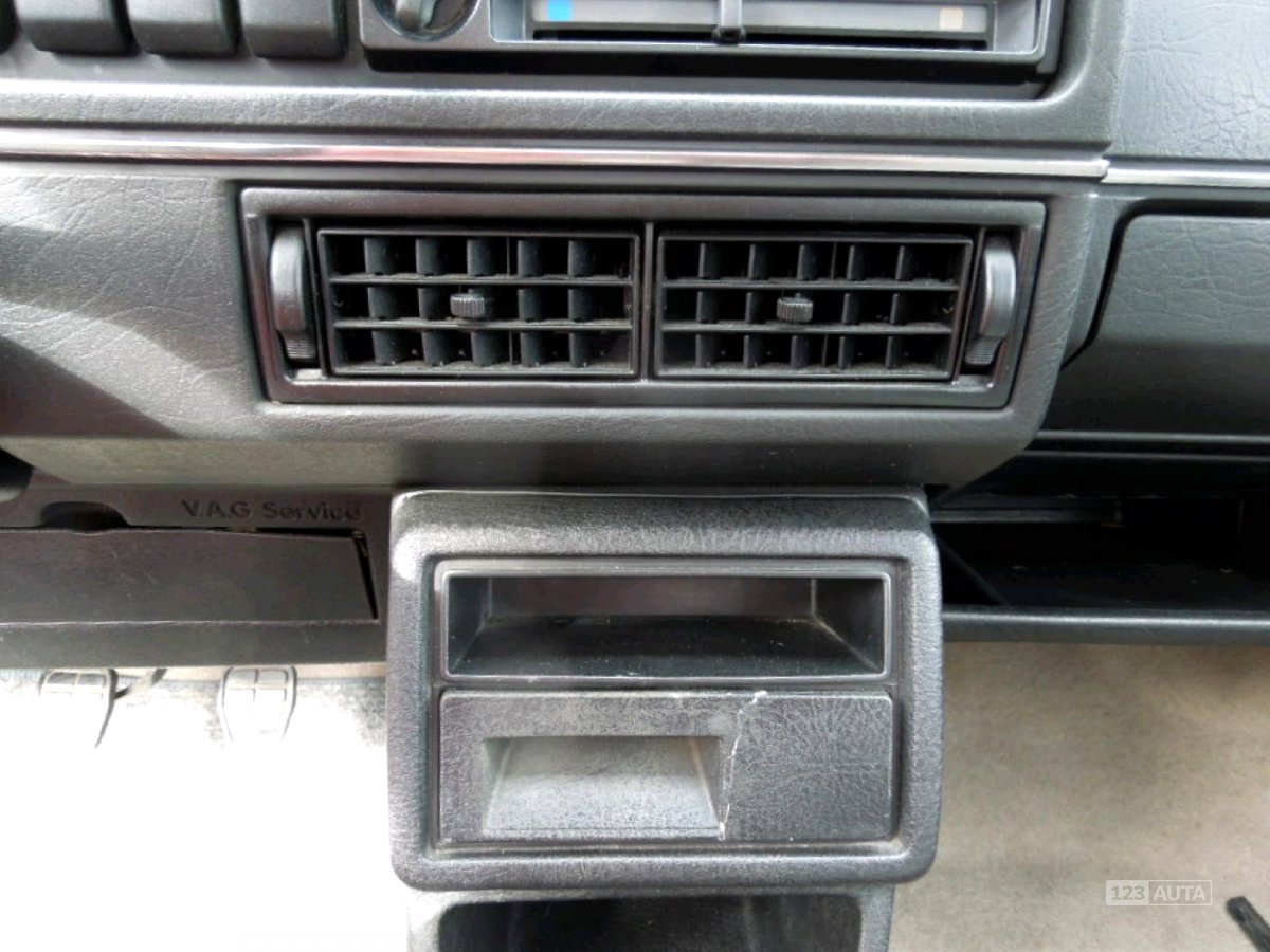 Volkswagen Jetta, 1990 - pohled č. 24