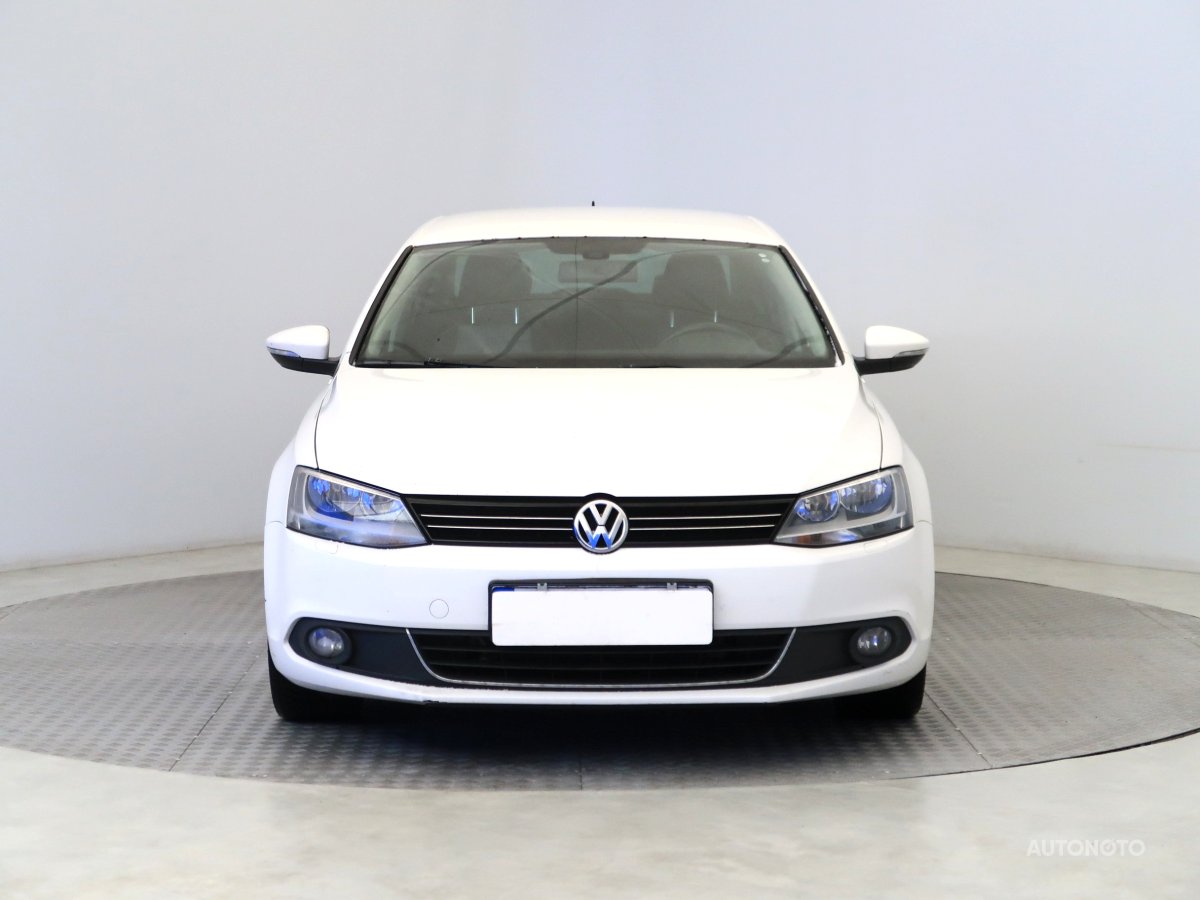 Volkswagen Jetta, 2012 - pohled č. 2