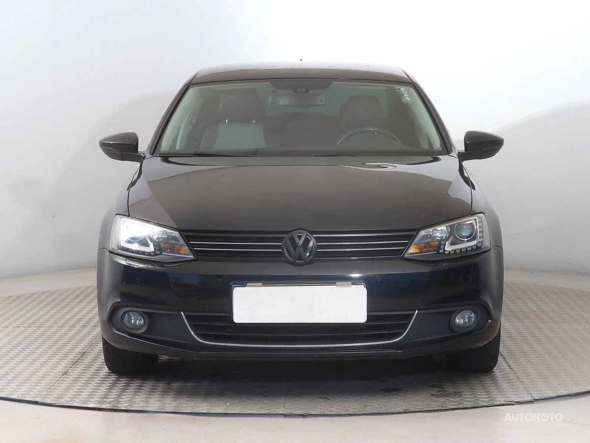 Volkswagen Jetta, 2013 - pohled č. 2