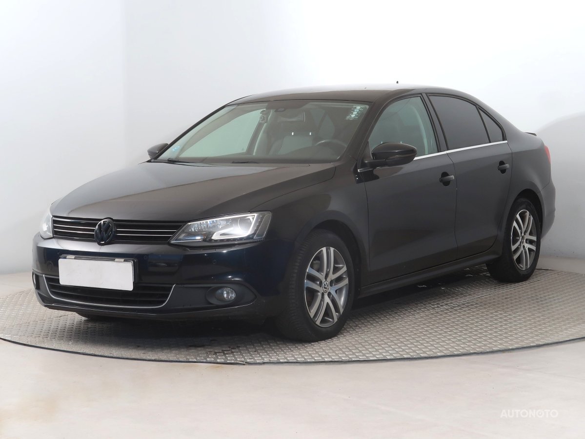Volkswagen Jetta, 2013 - pohled č. 3