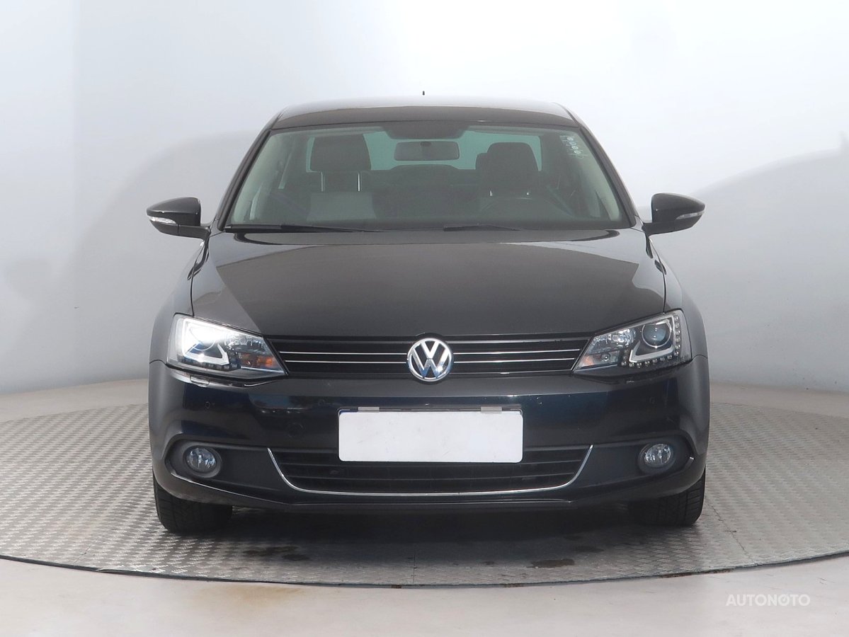 Volkswagen Jetta, 2013 - pohled č. 2