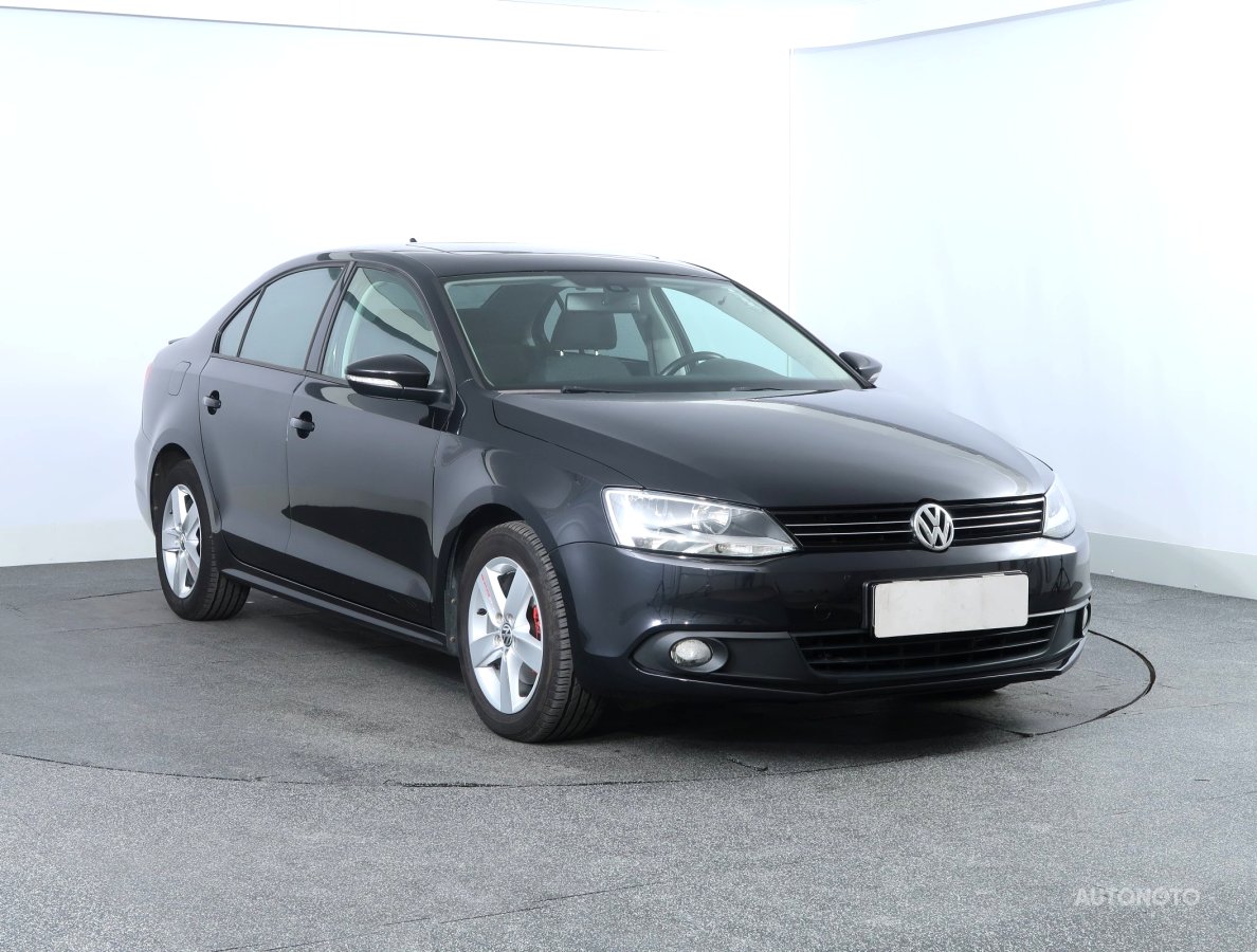 Volkswagen Jetta, 2012 - celkový pohled