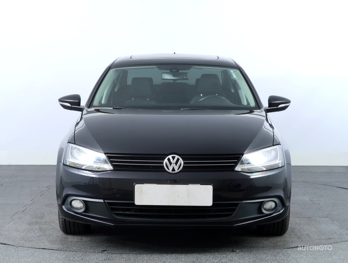 Volkswagen Jetta, 2012 - pohled č. 2