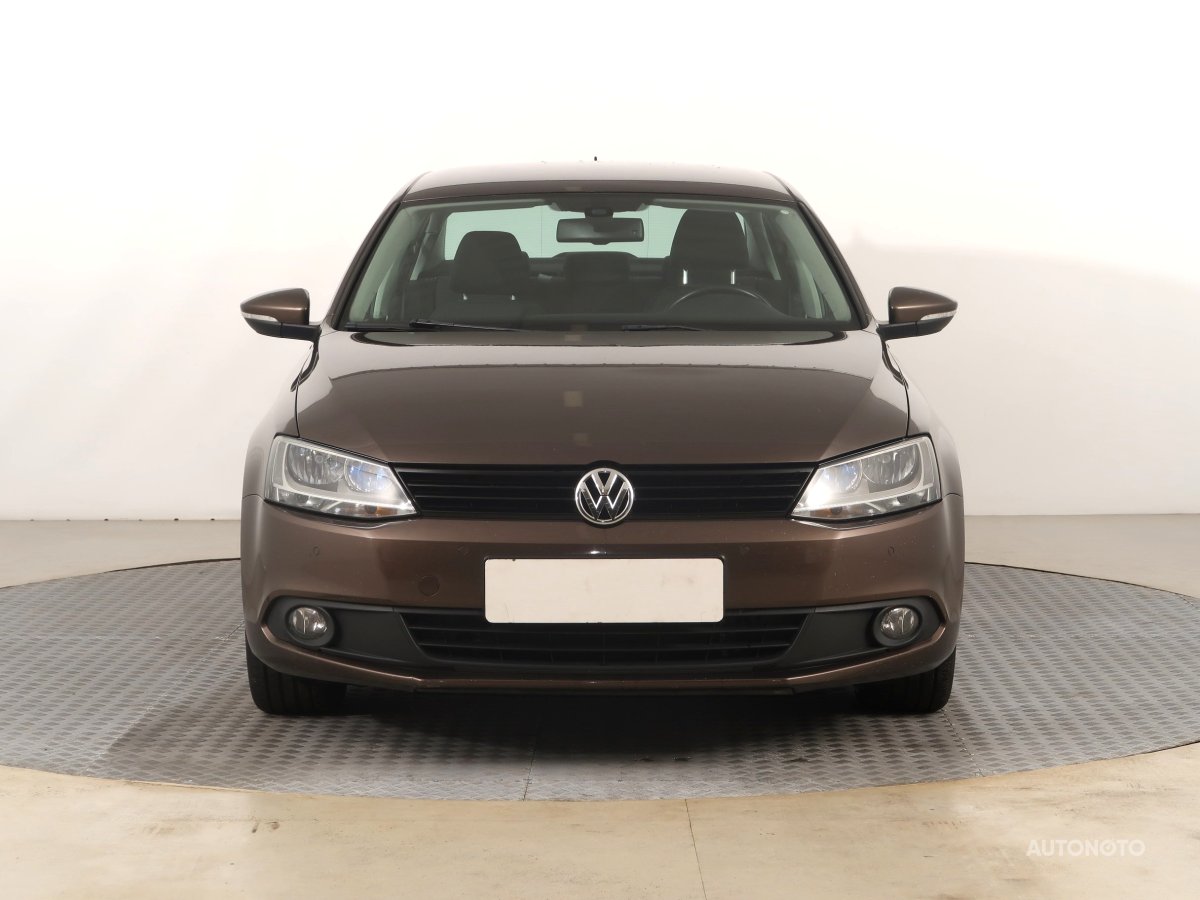 Volkswagen Jetta, 2011 - pohled č. 2