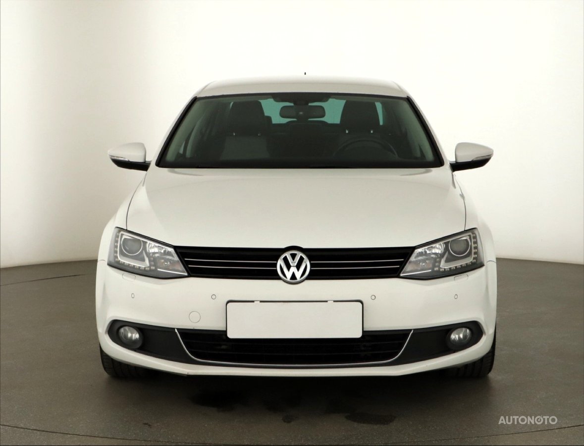 Volkswagen Jetta, 2012 - pohled č. 2
