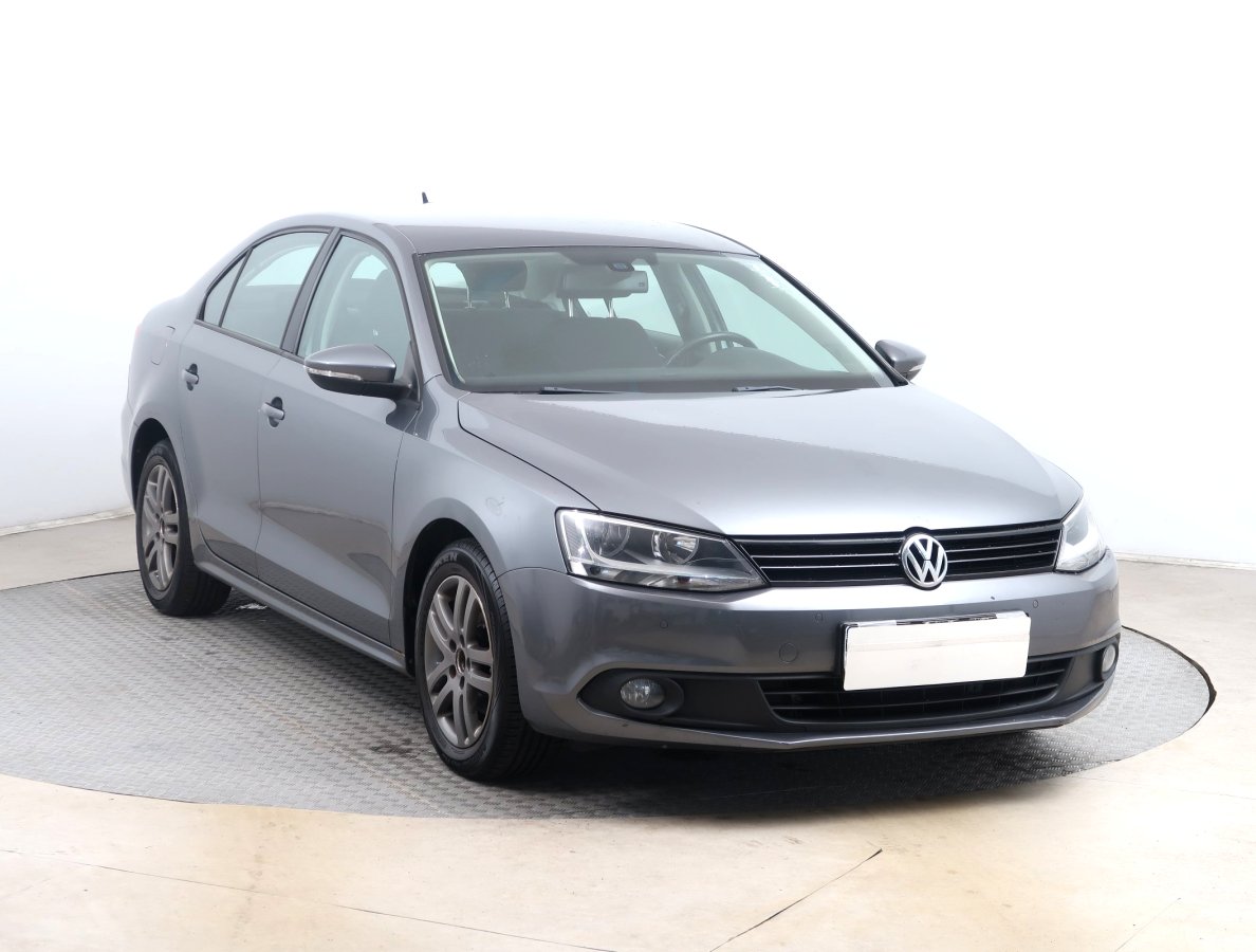 Volkswagen Jetta, 2012 - celkový pohled
