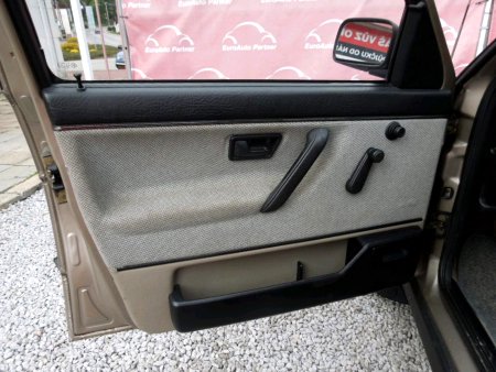 Volkswagen Jetta, 1990 - pohled č. 13