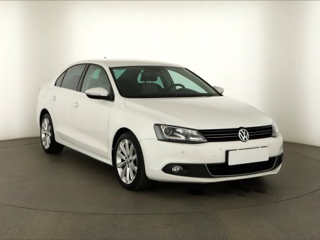 Volkswagen Jetta, 2012