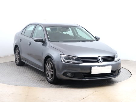 Volkswagen Jetta, 2012