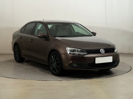 Volkswagen Jetta, 2012