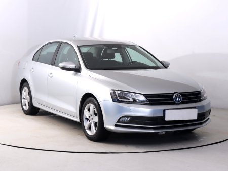 Volkswagen Jetta, 2015