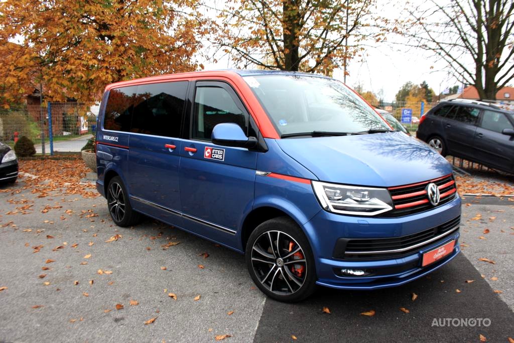 Volkswagen Multivan, 2016 - pohled č. 3