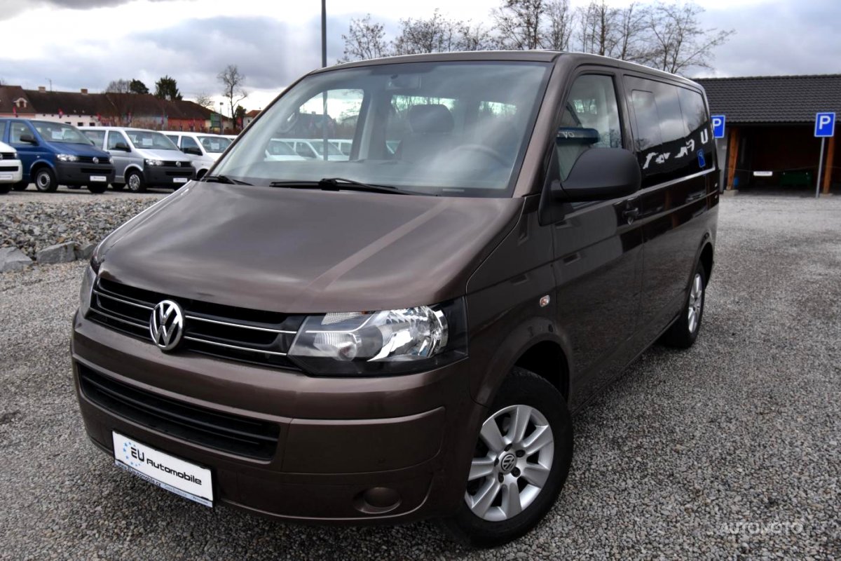 Volkswagen Multivan, 2010 - celkový pohled