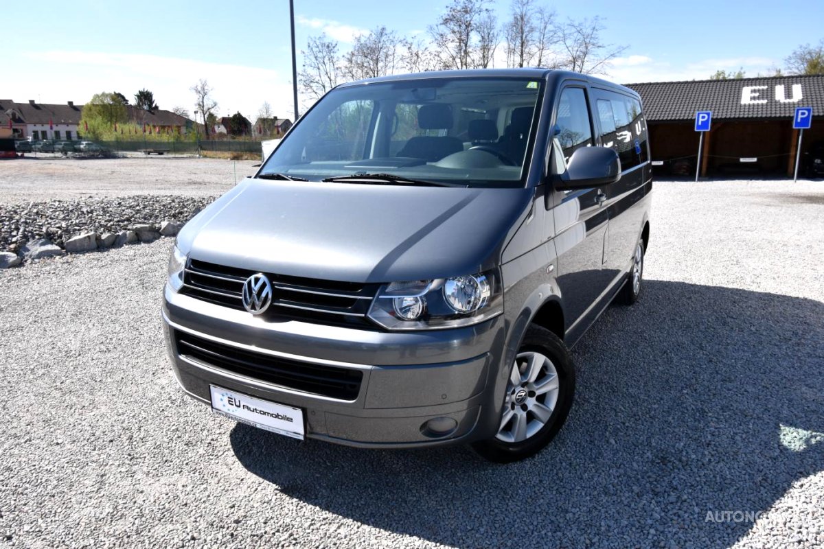 Volkswagen Multivan, 2010 - celkový pohled