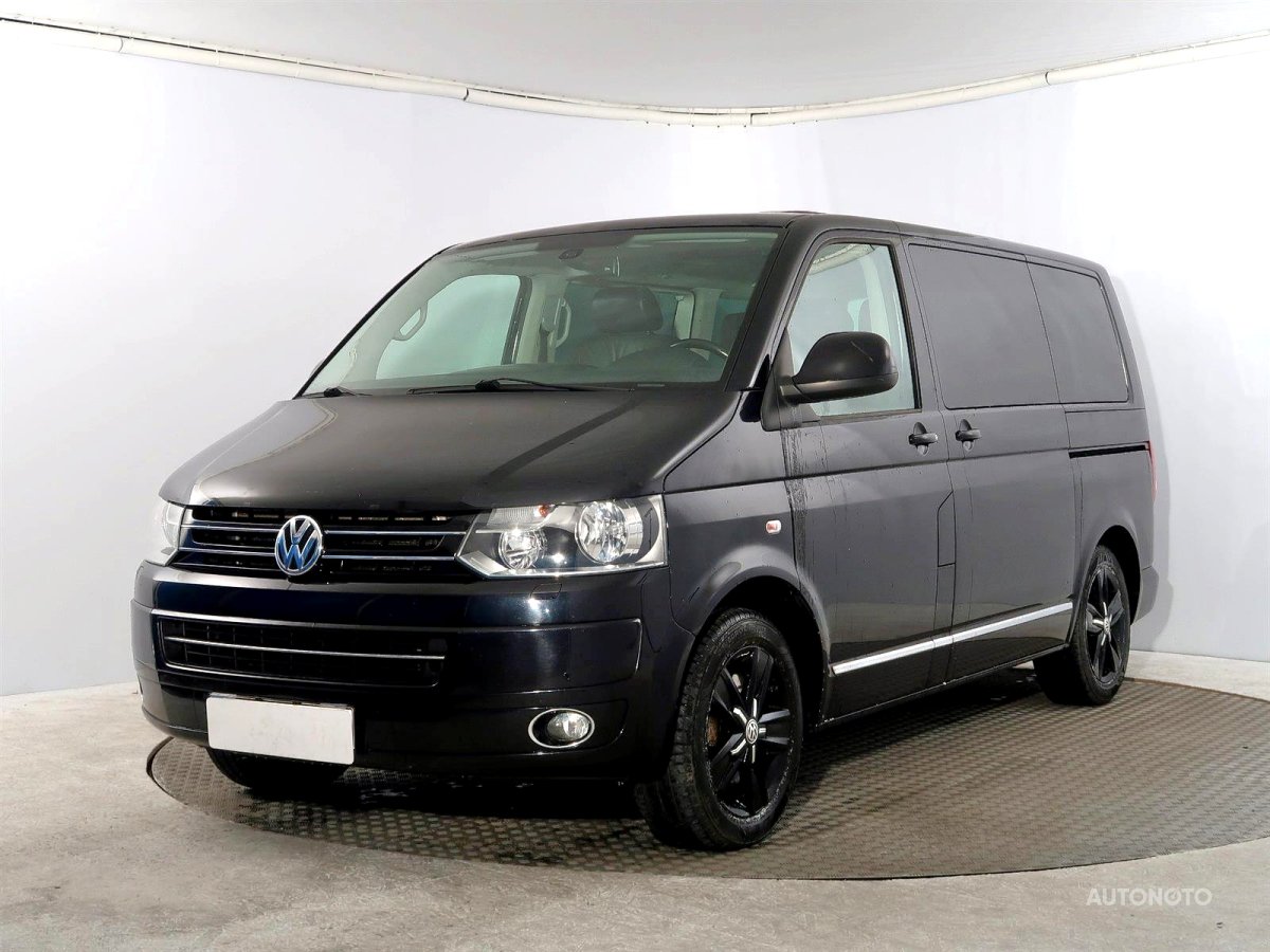 Volkswagen Multivan, 2010 - pohled č. 3