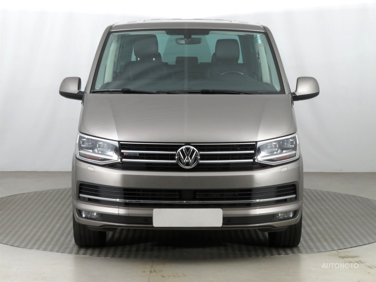 Volkswagen Multivan, 2018 - pohled č. 2