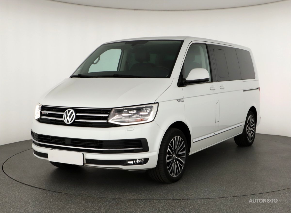 Volkswagen Multivan, 2017 - pohled č. 3