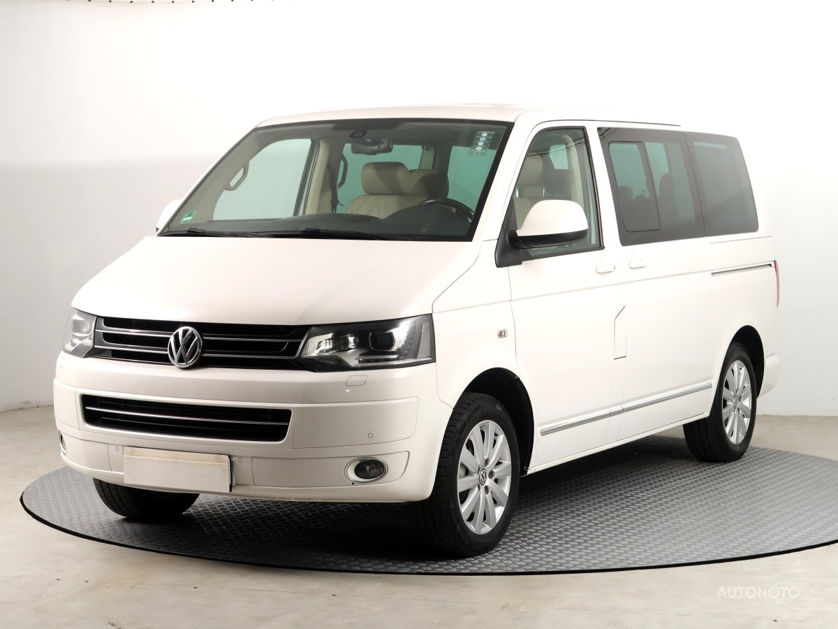 Volkswagen Multivan, 2013 - pohled č. 3