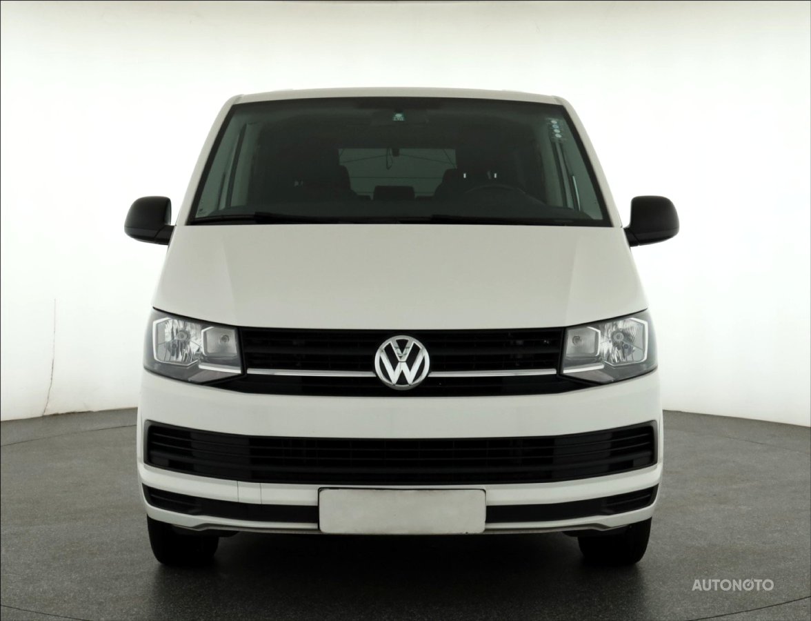 Volkswagen Multivan, 2018 - pohled č. 2