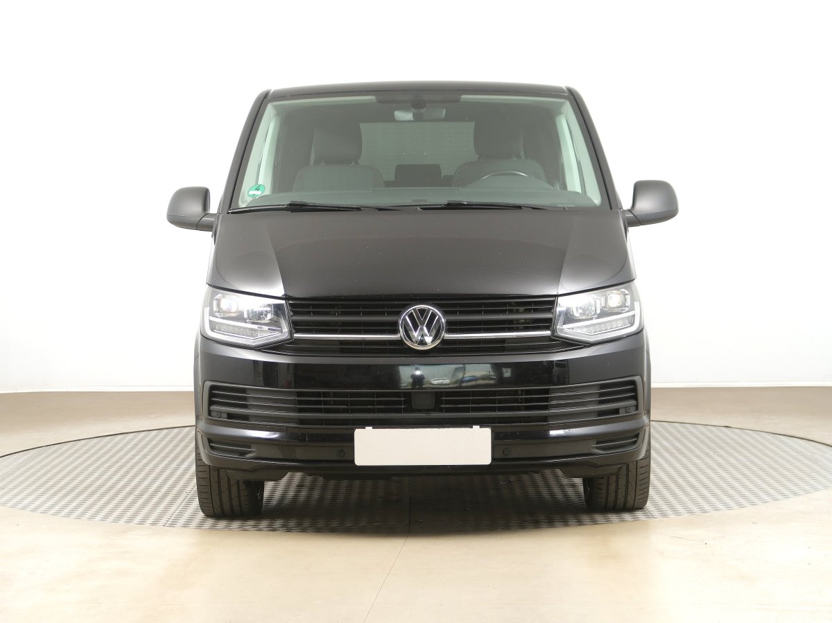 Volkswagen Multivan, 2016 - pohled č. 2