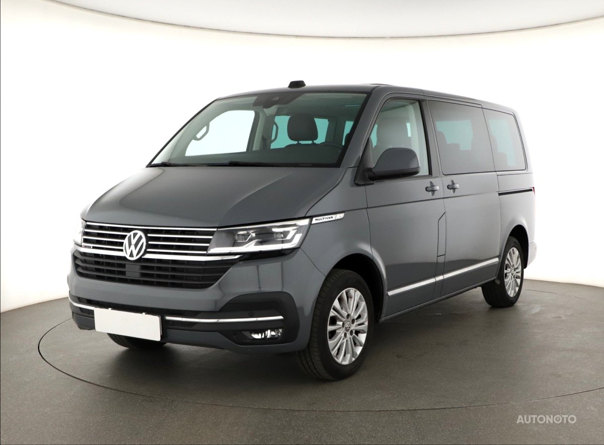 Volkswagen Multivan, 2022 - pohled č. 3