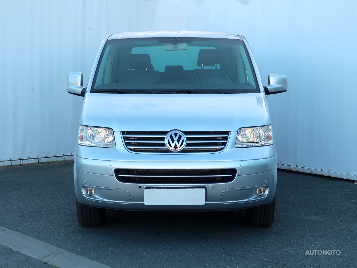 Volkswagen Multivan, 2008 - pohled č. 2