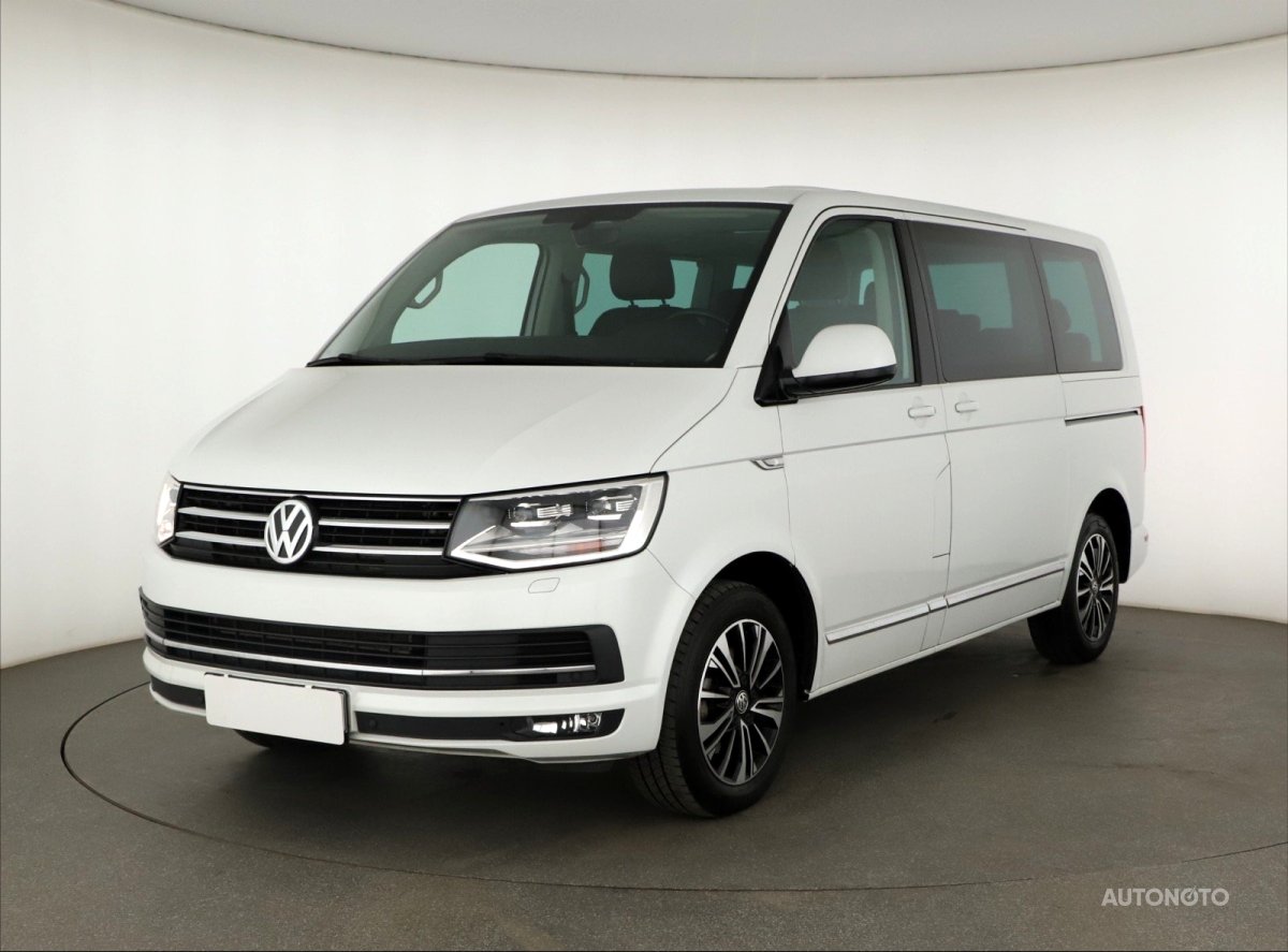 Volkswagen Multivan, 2016 - pohled č. 3