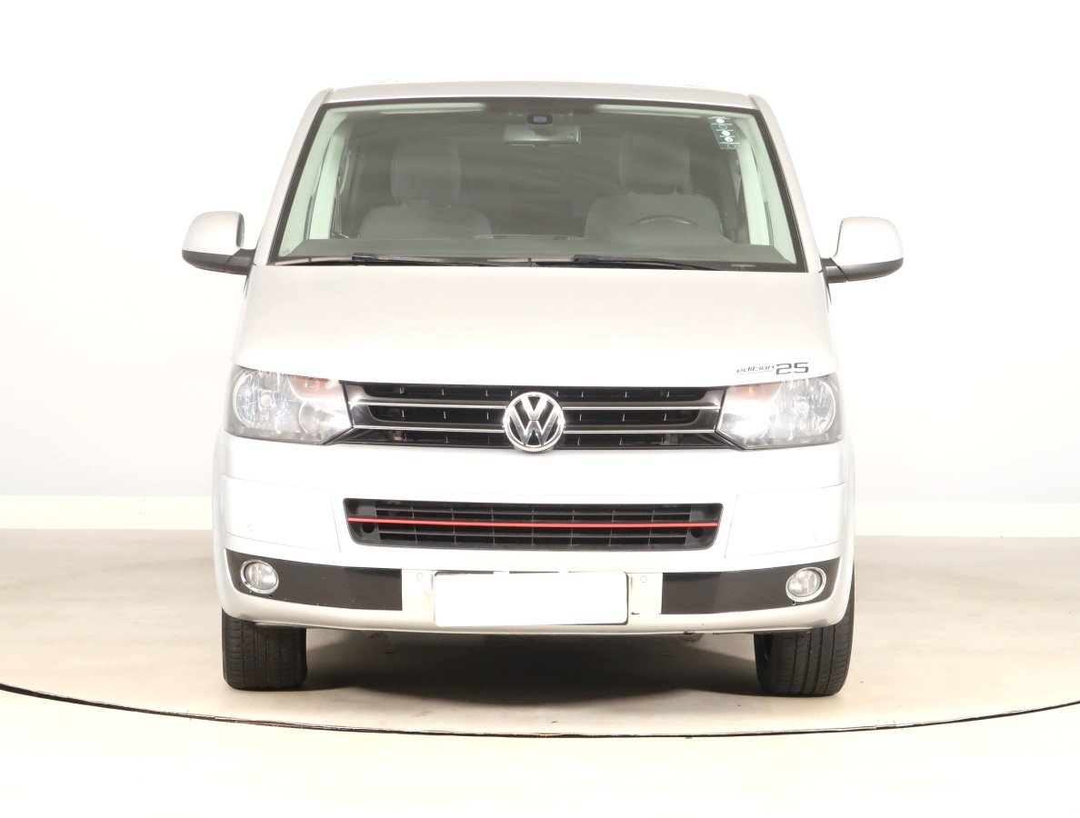 Volkswagen Multivan, 2015 - pohled č. 2