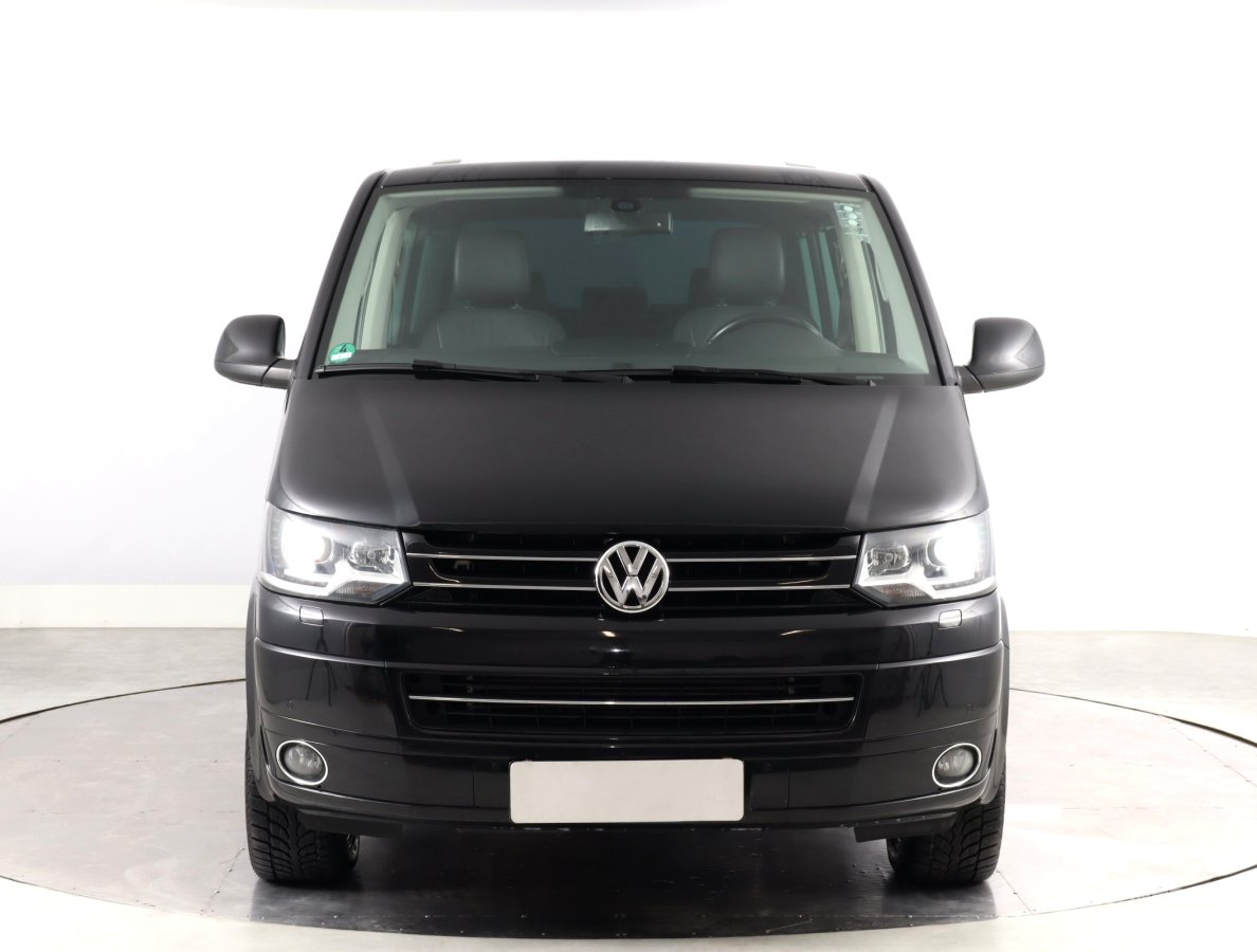 Volkswagen Multivan, 2015 - pohled č. 2