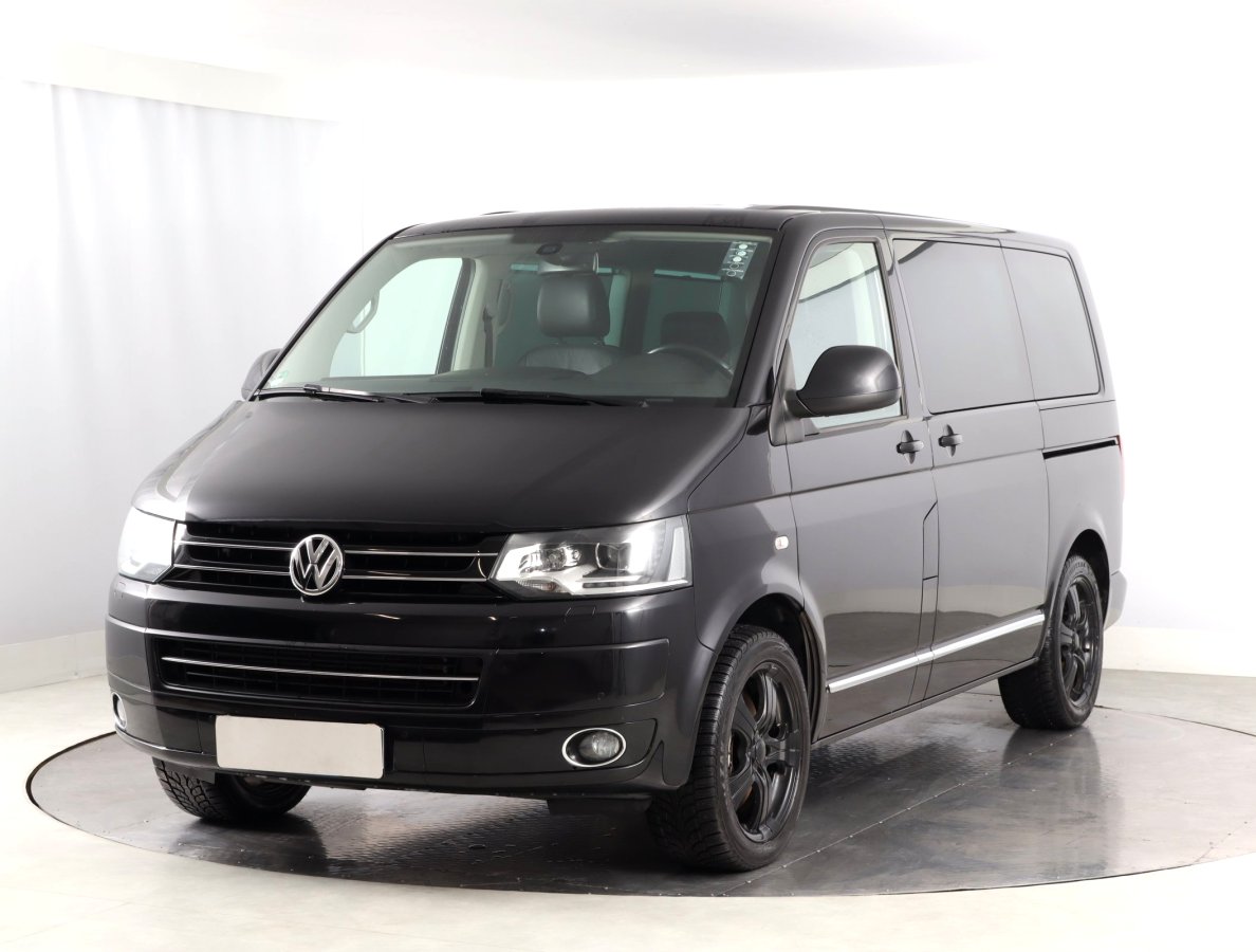 Volkswagen Multivan, 2015 - pohled č. 3