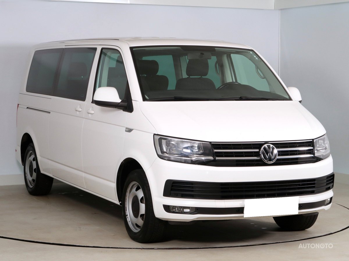 Volkswagen Multivan, 2015 - celkový pohled
