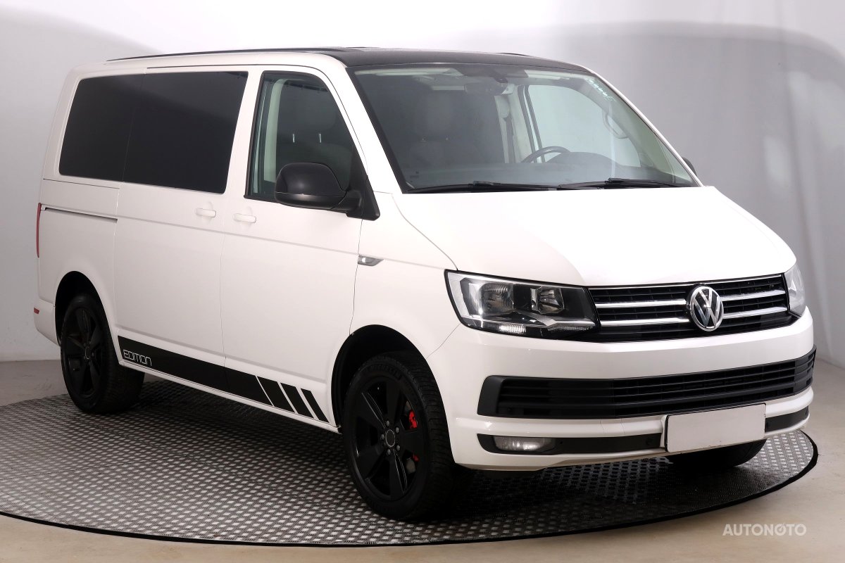 Volkswagen Multivan, 2015 - celkový pohled