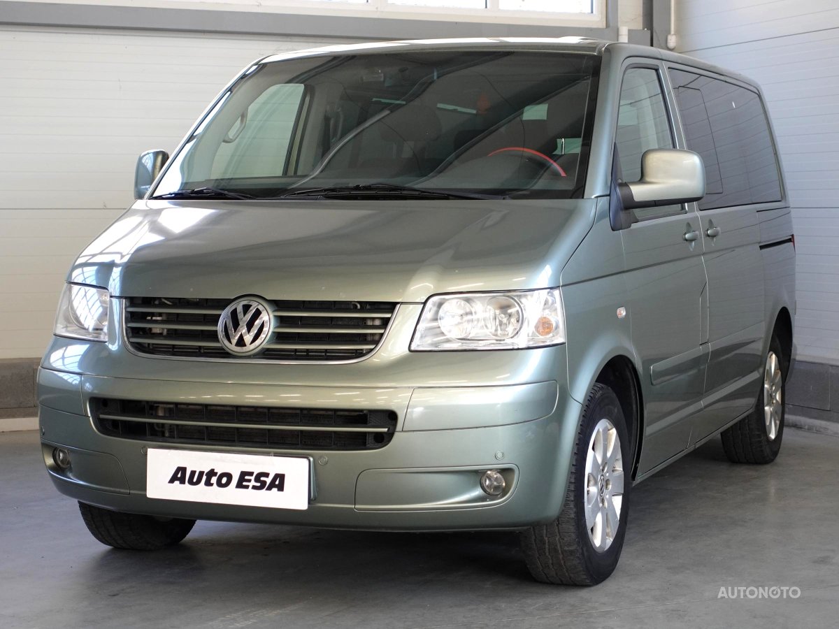 Volkswagen Multivan, 2008 - pohled č. 3