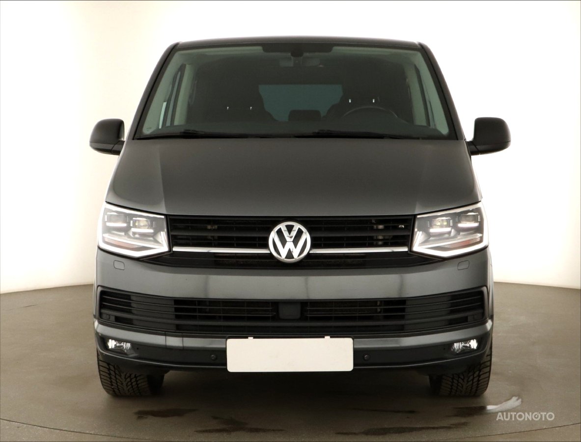 Volkswagen Multivan, 2017 - pohled č. 2