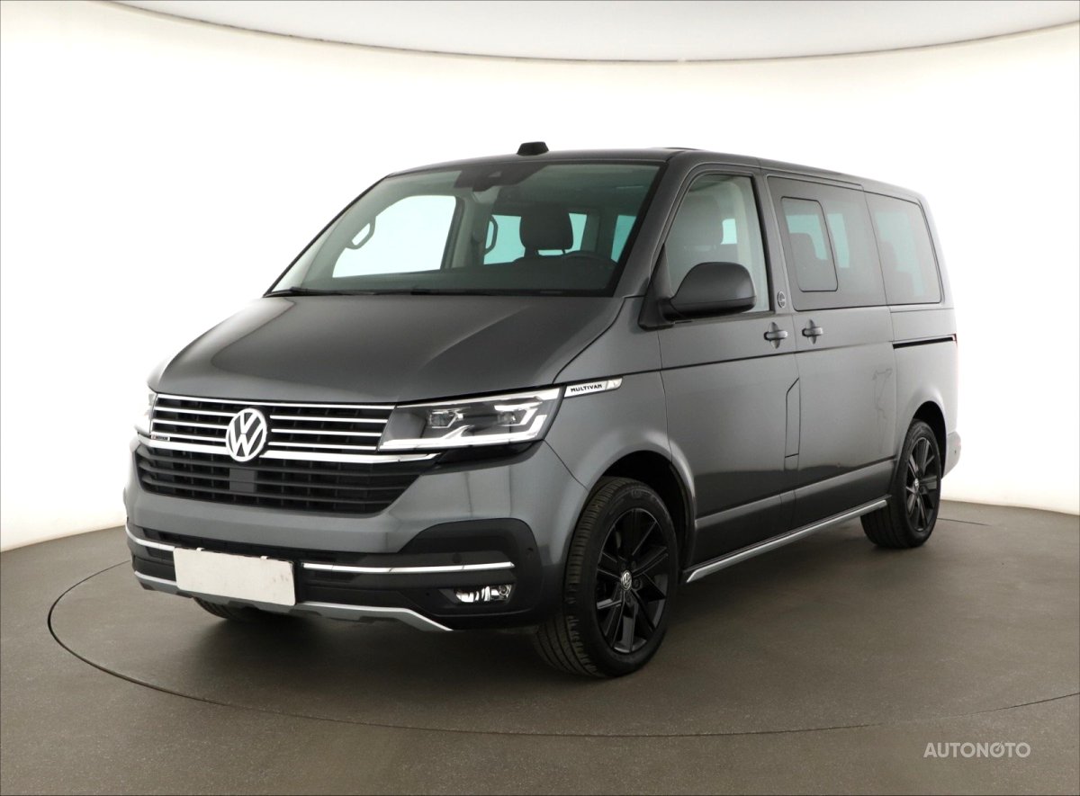 Volkswagen Multivan, 2021 - pohled č. 3