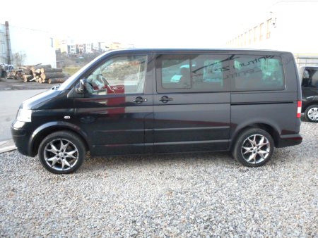 Volkswagen Multivan, 2009 - pohled č. 5