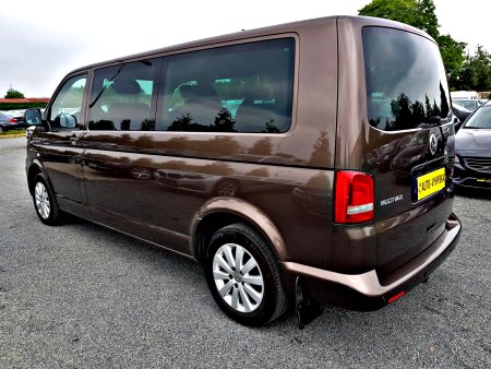 Volkswagen Multivan, 2011 - pohled č. 5